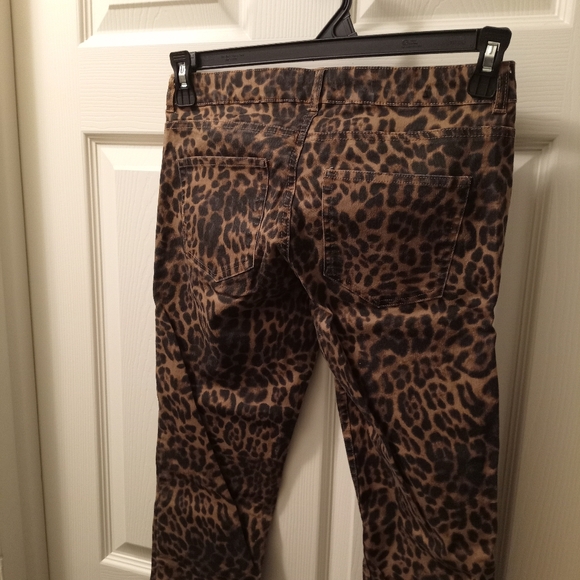 . - Picture 16 of 16